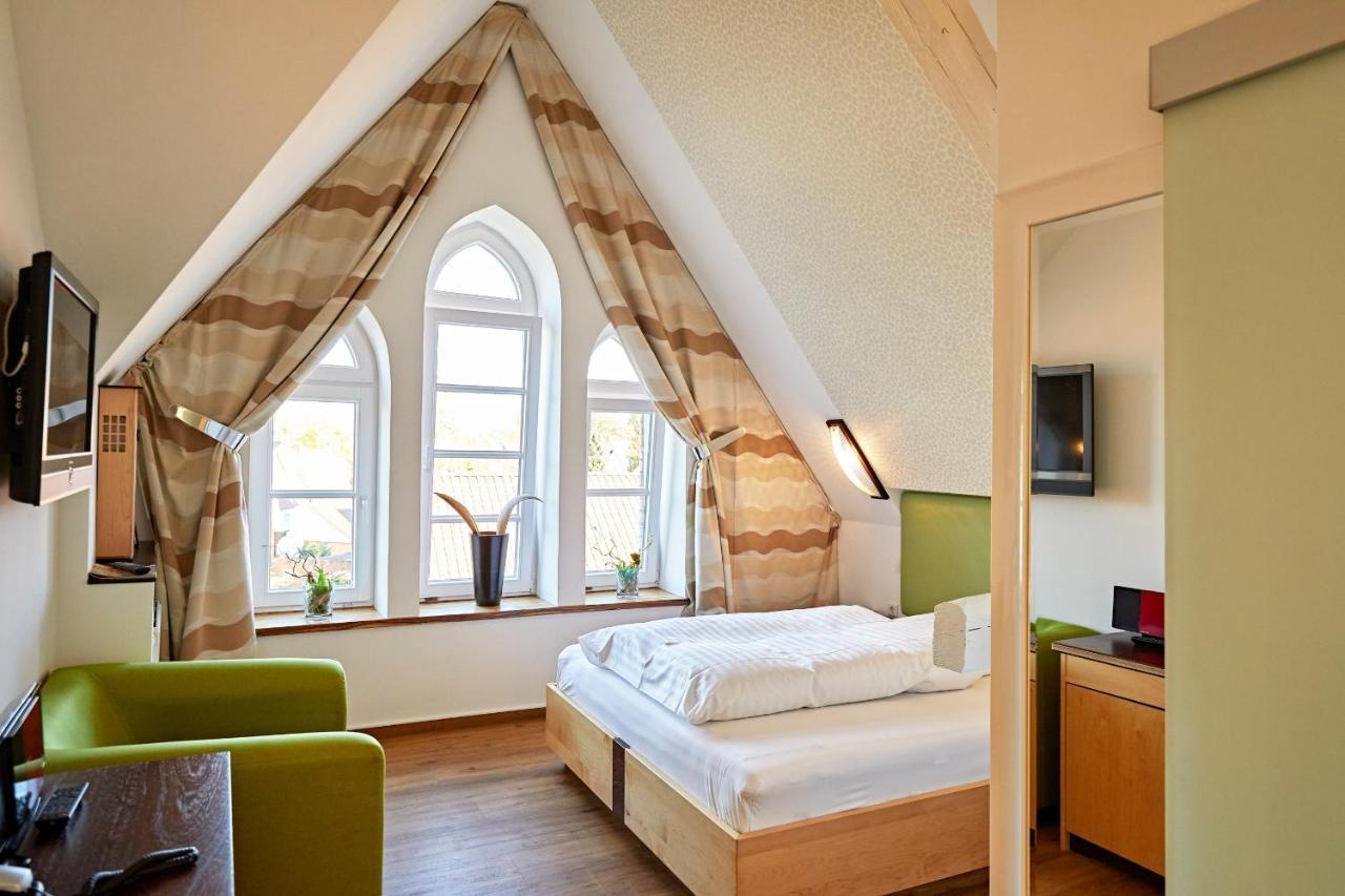 Hotel Zur Wartburg Rheda-Wiedenbrück Екстериор снимка