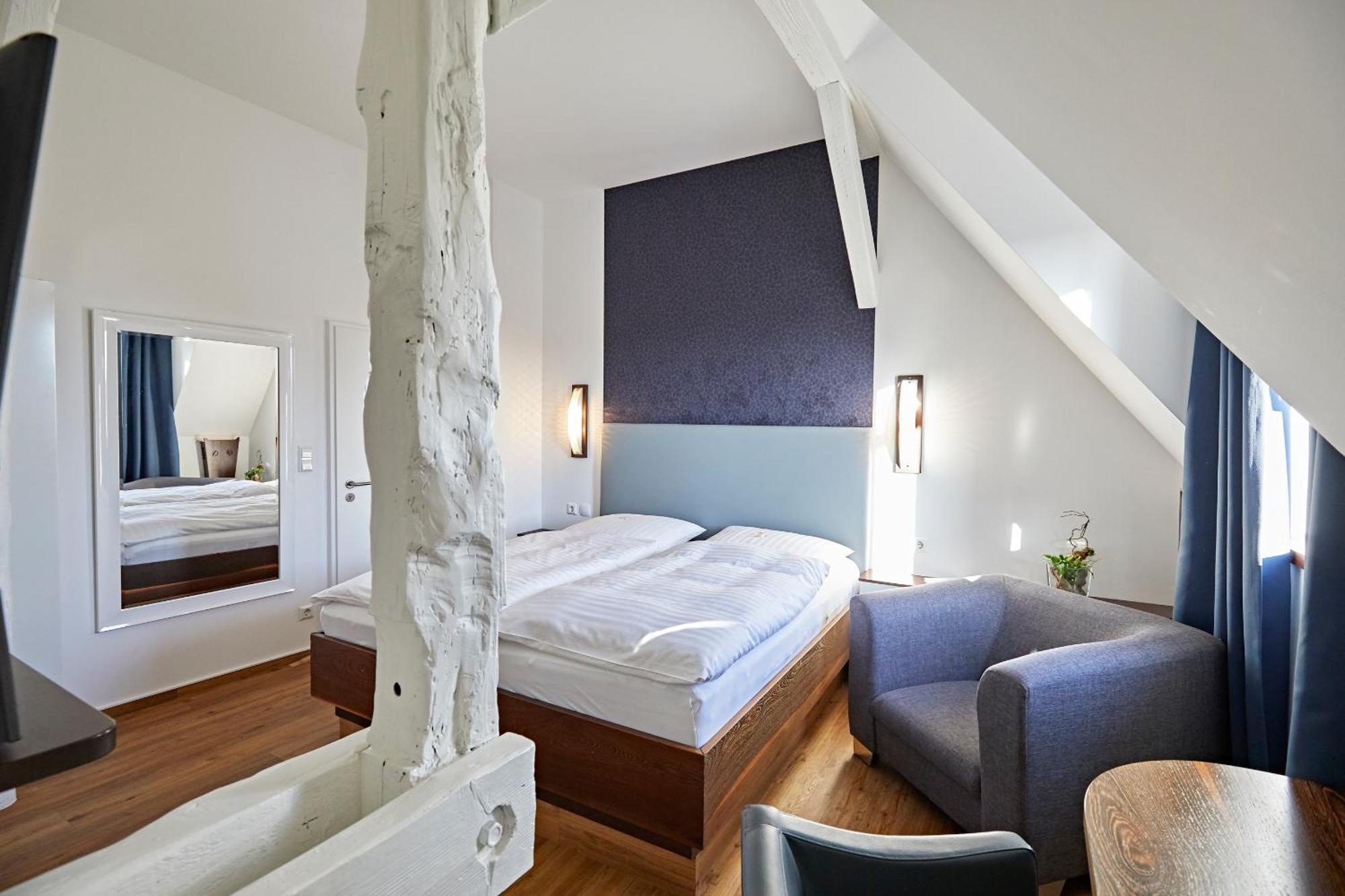 Hotel Zur Wartburg Rheda-Wiedenbrück Екстериор снимка