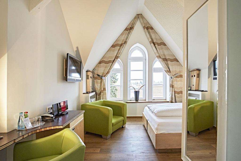 Hotel Zur Wartburg Rheda-Wiedenbrück Екстериор снимка