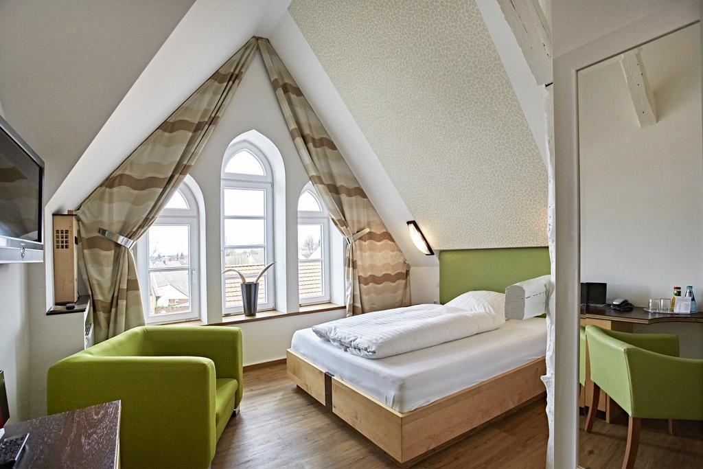 Hotel Zur Wartburg Rheda-Wiedenbrück Екстериор снимка