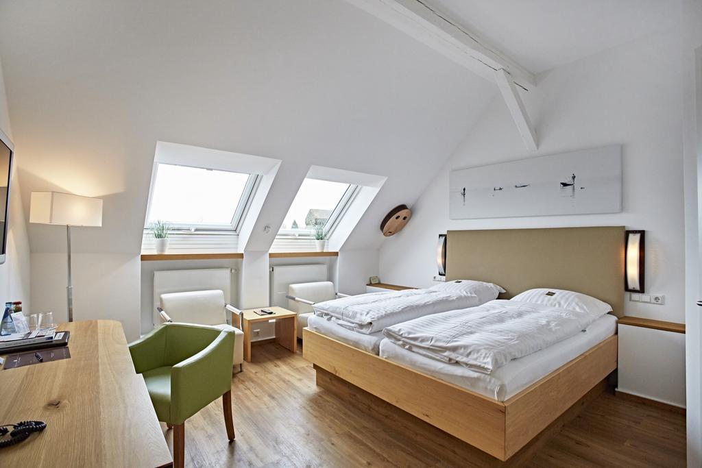Hotel Zur Wartburg Rheda-Wiedenbrück Екстериор снимка