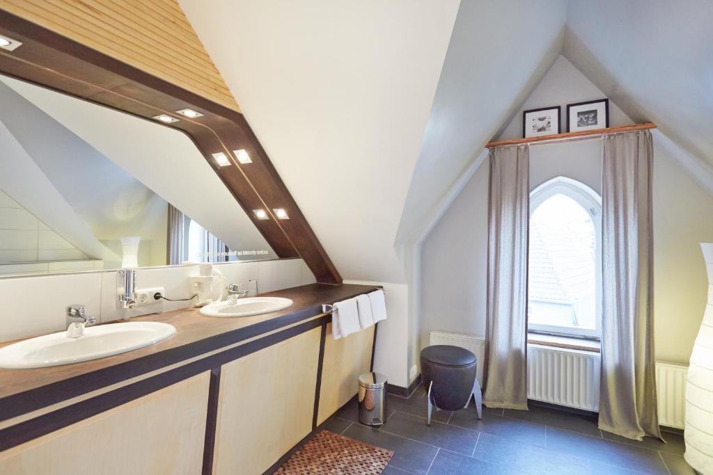 Hotel Zur Wartburg Rheda-Wiedenbrück Екстериор снимка